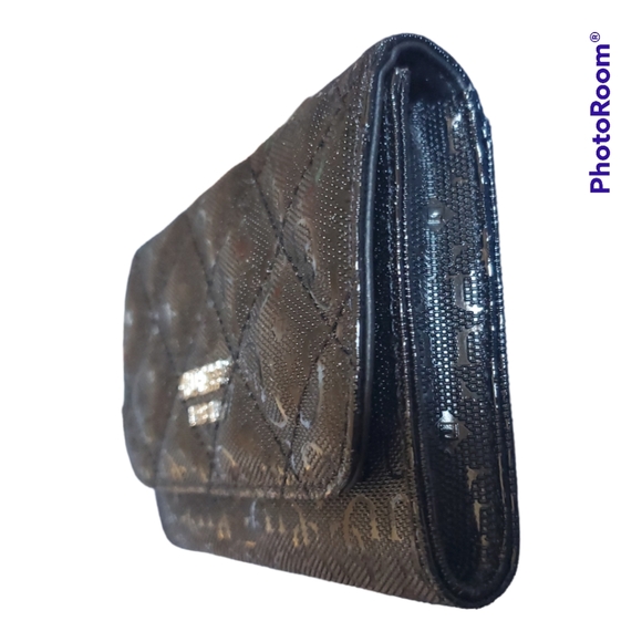 Guess Marciano Black Small Quilted Wallet w/ Card Holder - Picture 3 of 8